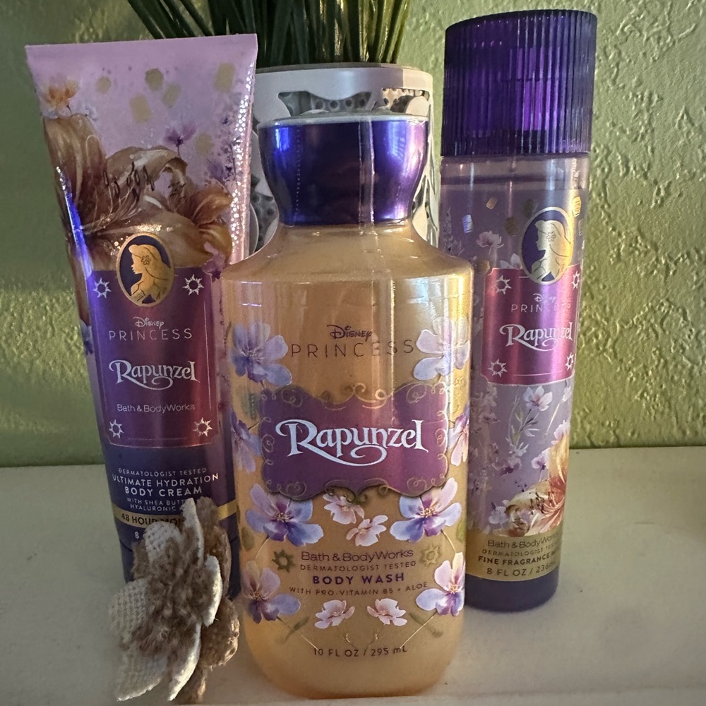 Disney Rapunzel Body Care Set (3) pc- Purple and Gold